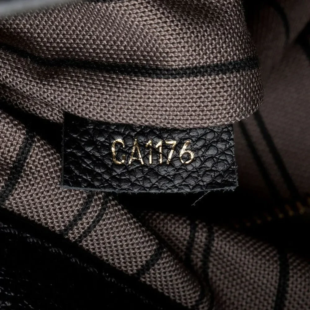 Louis Vuitton Monogram Empreinte Artsy MM Shoulder Bag